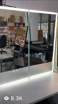 مرآة تسريح بإضاءة LED